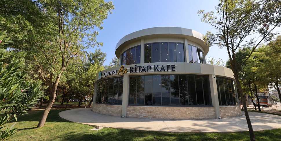 Genc-i ALA Kitap Kafe